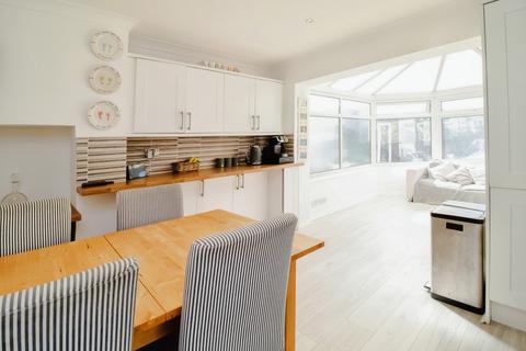 10 Bramfield Road West, Rayleigh, SS6 8QY