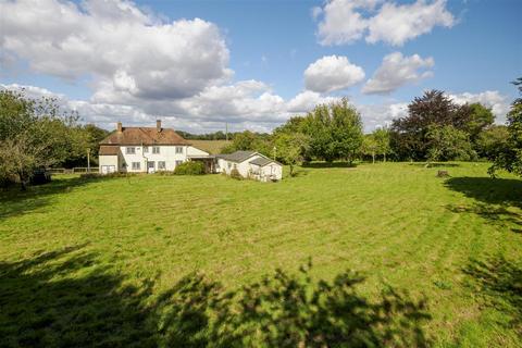 4 bedroom detached house for sale, Holbeam Cottage, Stalisfield Road, Stalisfield