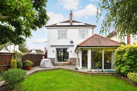 8 Evelyn Grove, London, W5 3QG
