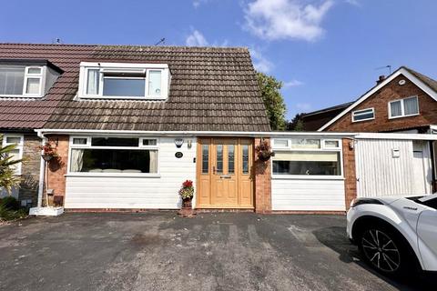 3 bedroom semi-detached house for sale, Needlers End Lane, Balsall Common, Coventry, West Midlands, CV7