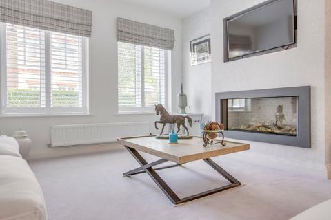 5 Bramley Gardens, Bourne End, SL8 5FF