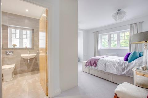 5 Bramley Gardens, Bourne End, SL8 5FF