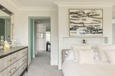 Goldings Clays Lane, Loughton, IG10 2RZ