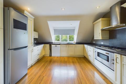 4 bedroom flat to rent, The Flat, Cryers Hill Road, Cryers Hill