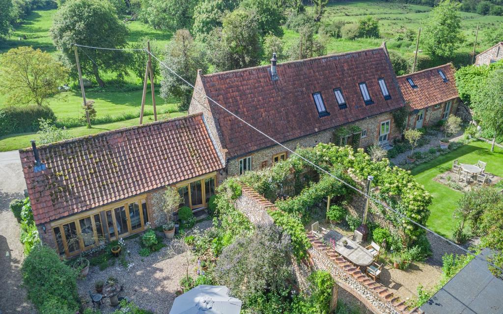 White Horse Barns