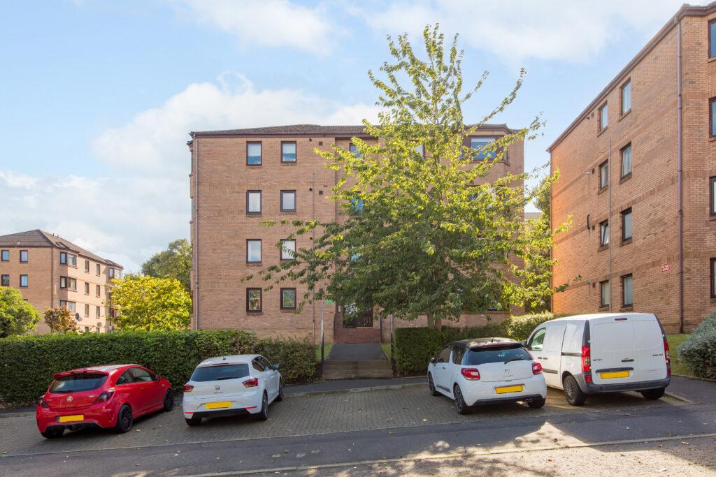 Flat 5, 5 Craigend Park, Liberton... 2 bed flat for sale £200,000