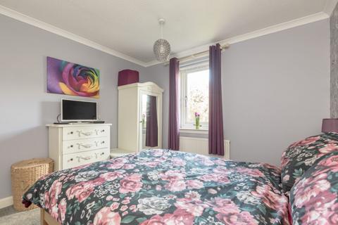 5/5 Craigend Park, Edinburgh, EH16 5XY