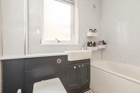 5/5 Craigend Park, Edinburgh, EH16 5XY