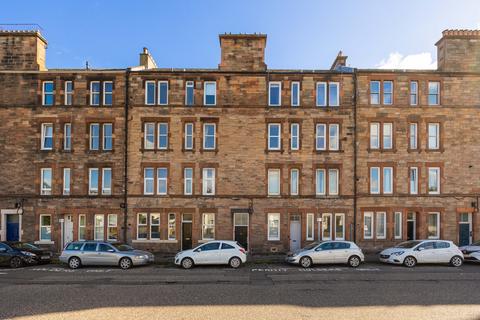 1 bedroom flat for sale, Logie Green Road, Edinburgh EH7