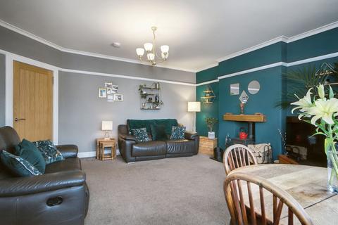 4 bedroom flat for sale, 32a, Hailes Grove, Edinburgh, EH13 0NE