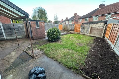 3 bedroom terraced house to rent, Stechford Road, Birmingham B34