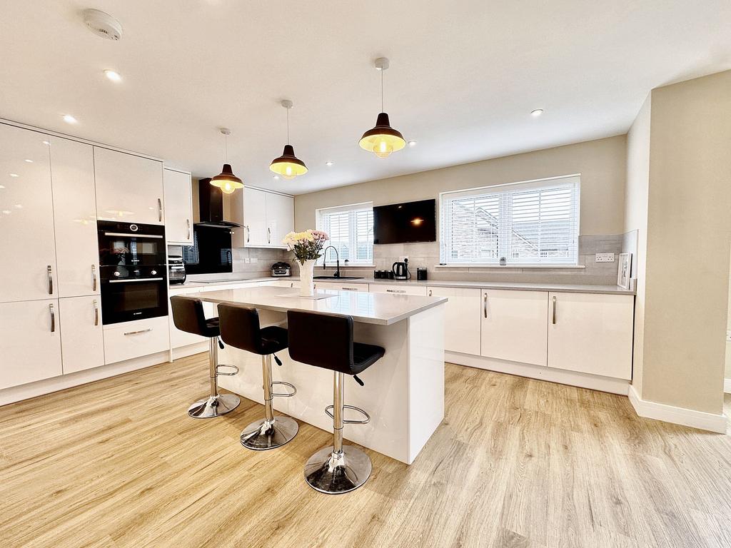 Family Dining Kitchen