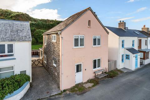 undefined, Beesands