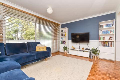 2 bedroom ground floor flat for sale, Devonshire Avenue, Sutton, Surrey