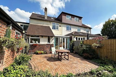 4 bedroom semi-detached house for sale, Mossgrove Road, Timperley