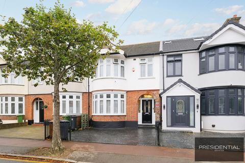 3 bedroom terraced house for sale, Barking IG11