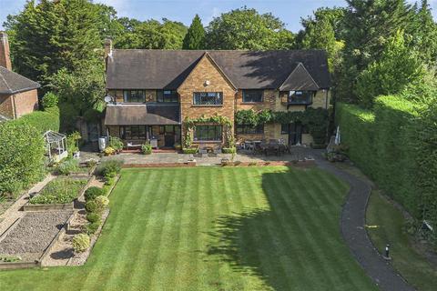 4 bedroom detached house for sale, Chestnut Road, Beaconsfield, Buckinghamshire, HP9