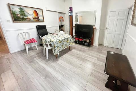 101 Alexandra Road, Grimsby, DN31 1RF