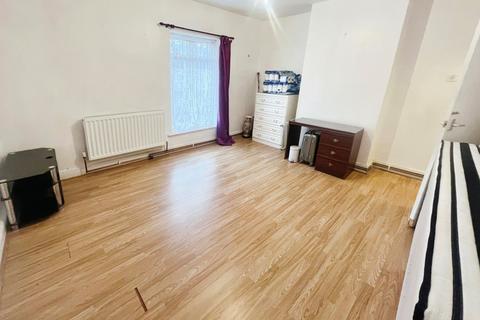 101 Alexandra Road, Grimsby, DN31 1RF