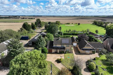 3 bedroom detached house for sale, Upwell Road, Christchurch, PE14