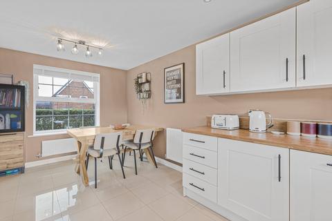 3 bedroom detached house for sale, Esingdon Drive, Oxfordshire OX9