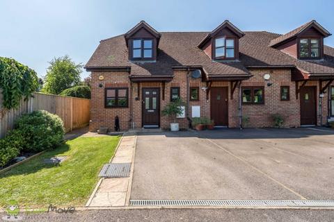 2 bedroom semi-detached house for sale, Penbere Close, Tadley RG26