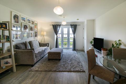 1 bedroom apartment for sale, Lewis House, Sopwith Drive, Farnborough, GU14