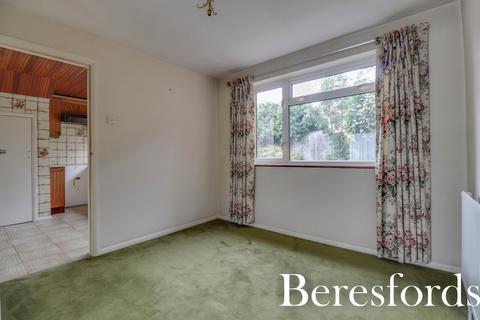 3 bedroom semi-detached house for sale, Grays Walk, Hutton, CM13