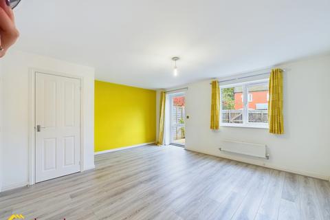 3 bedroom semi-detached house for sale, Ayres Drive, Bloxham OX15