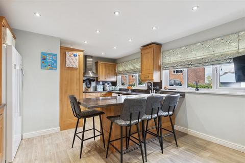 3 bedroom detached house for sale, Ridings Way, Cublington, Buckinghamshire