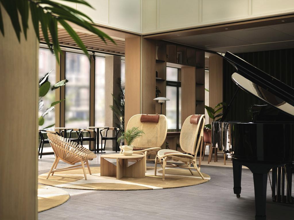 New Acres, Wandsworth, SW18 3 bed flat to rent £4,150 pcm (£958 pw)