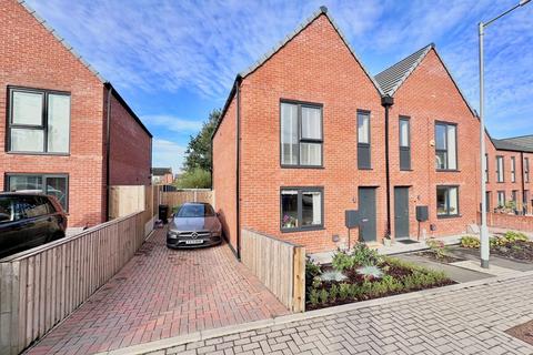 3 bedroom semi-detached house for sale, Stockport  SK2