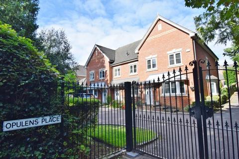 4 bedroom terraced house for sale, Opulens Place, Northwood