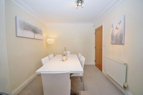 4 bedroom terraced house for sale, Opulens Place, Northwood