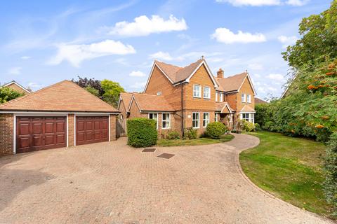 11 The Haydens, Tonbridge, TN9 1NS