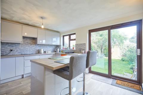 2 bedroom link detached house for sale, The Laurels, Hopton