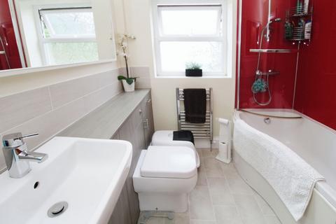 6 Strothers Road, High Spen, Rowlands Gill, NE39 2HR
