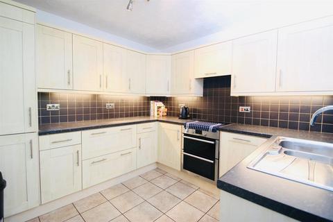 11 Cornel Rise, Harrogate, HG3 2XX