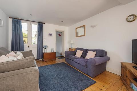 2 bedroom terraced house for sale, Victoria Street, Whitstable