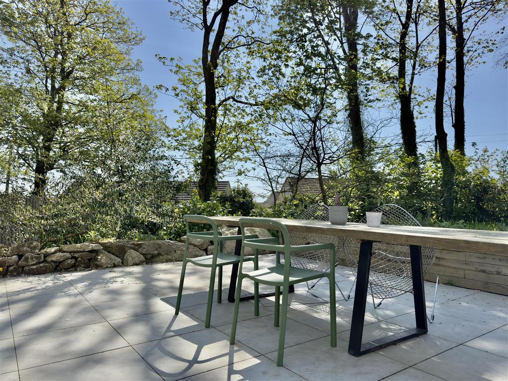 REAR PATIO.jpeg