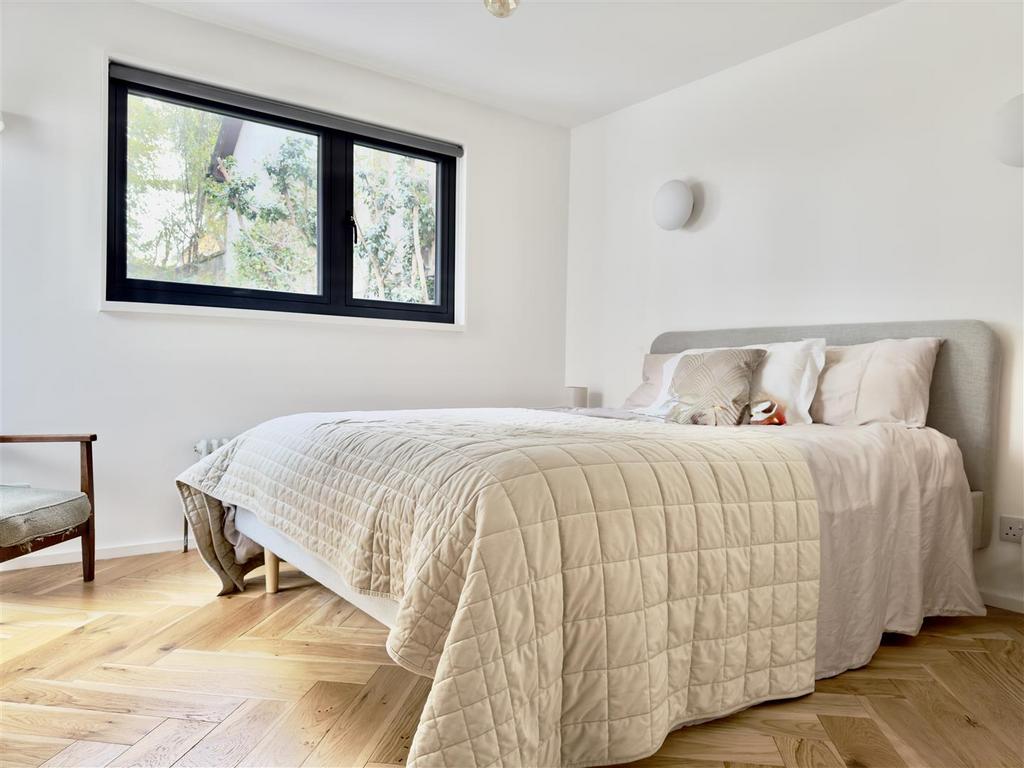GROUND FLOOR BEDROOM.jpeg
