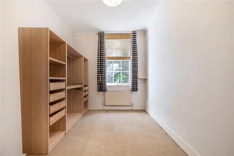 1 bedroom apartment for sale, Connaught Mews, London