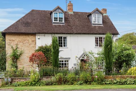 4 bedroom cottage for sale, Bridge Lane, Ladbroke, Southam, Warwickshire, CV47