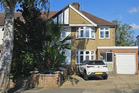 3 bedroom semi-detached house for sale, Waverley Avenue, Twickenham