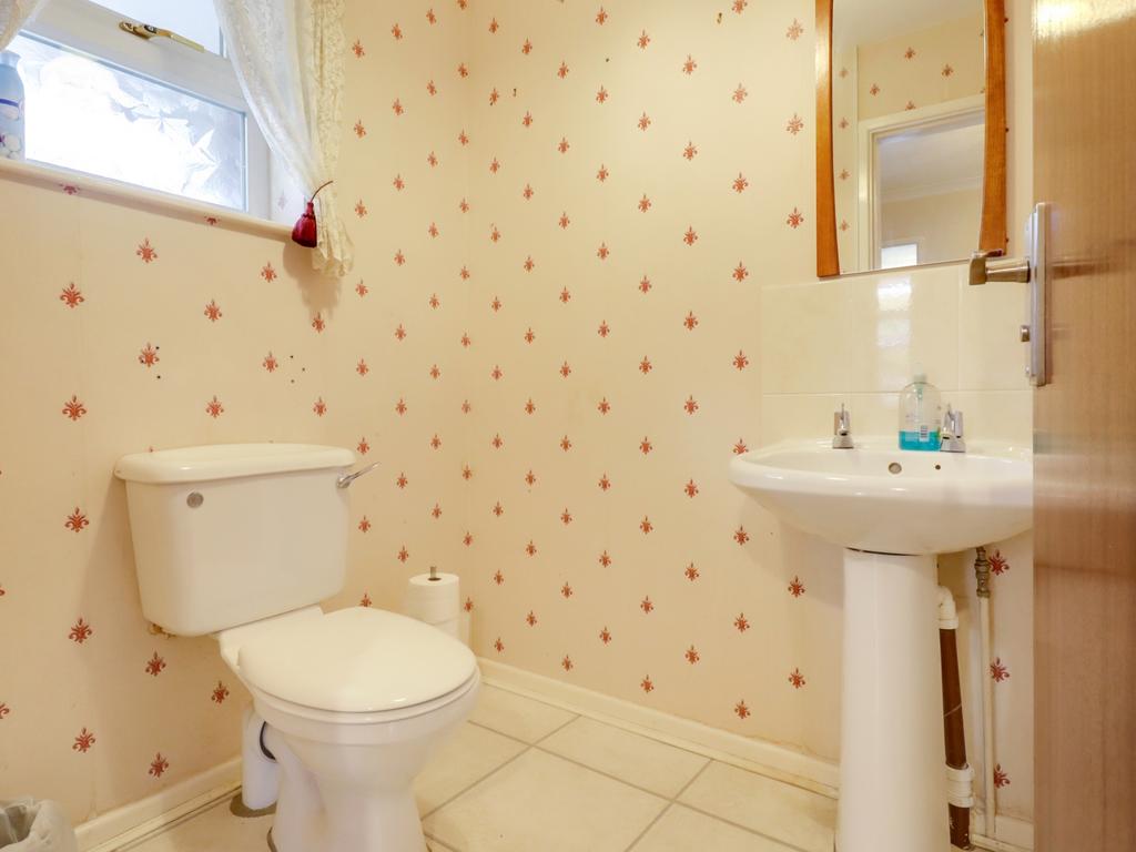 Wc 4