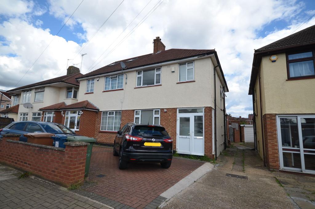 Uppingham Avenue, Stanmore, HA7 3 bed semidetached house for sale £