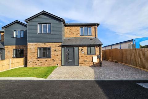 4 bedroom detached house for sale, London Road, Deal CT14