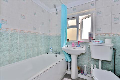35 Arnold Road, Woking, GU21 5JX