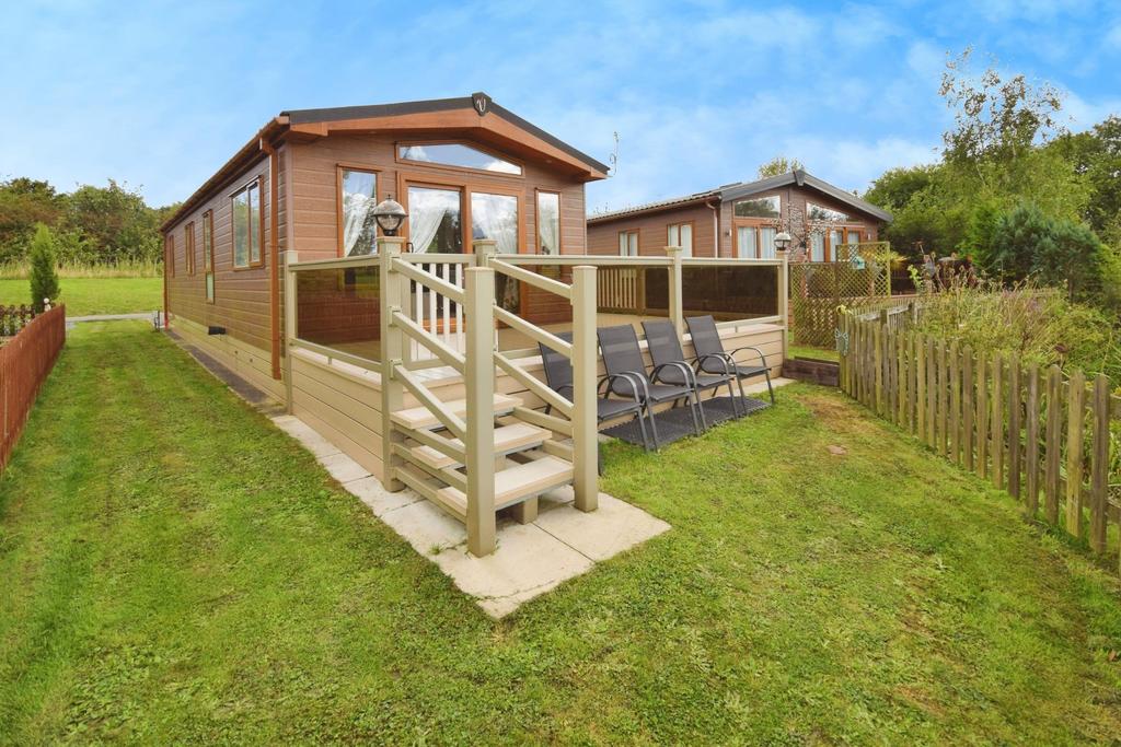 Kelsey Wood Country Park Ltd, Spilsby... 2 bed park home for sale £49,950