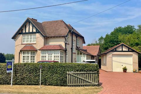 3 bedroom detached house for sale, Swainshill, Hereford, HR4